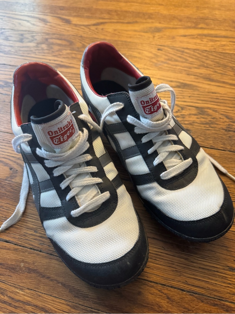 Onitsuka Tiger by Asics White Black Gray with Red Accent Men's Sneakers - Picture 3 of 11